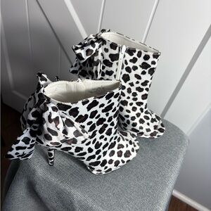 Stylish Leopard Print Ankle Boots